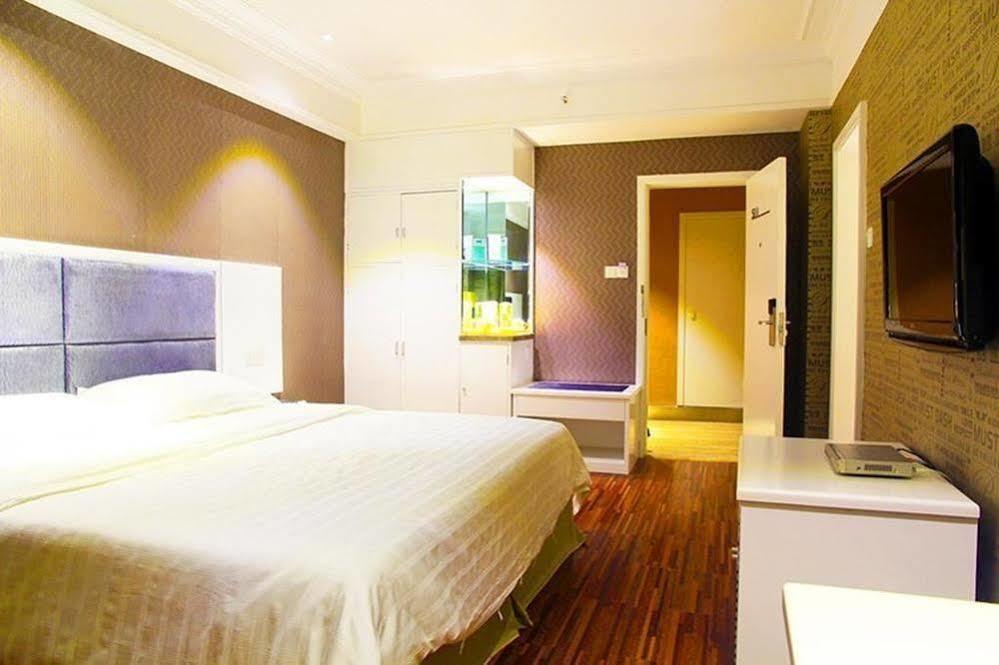 New Zhongxun Business Hotel Yueyang Экстерьер фото